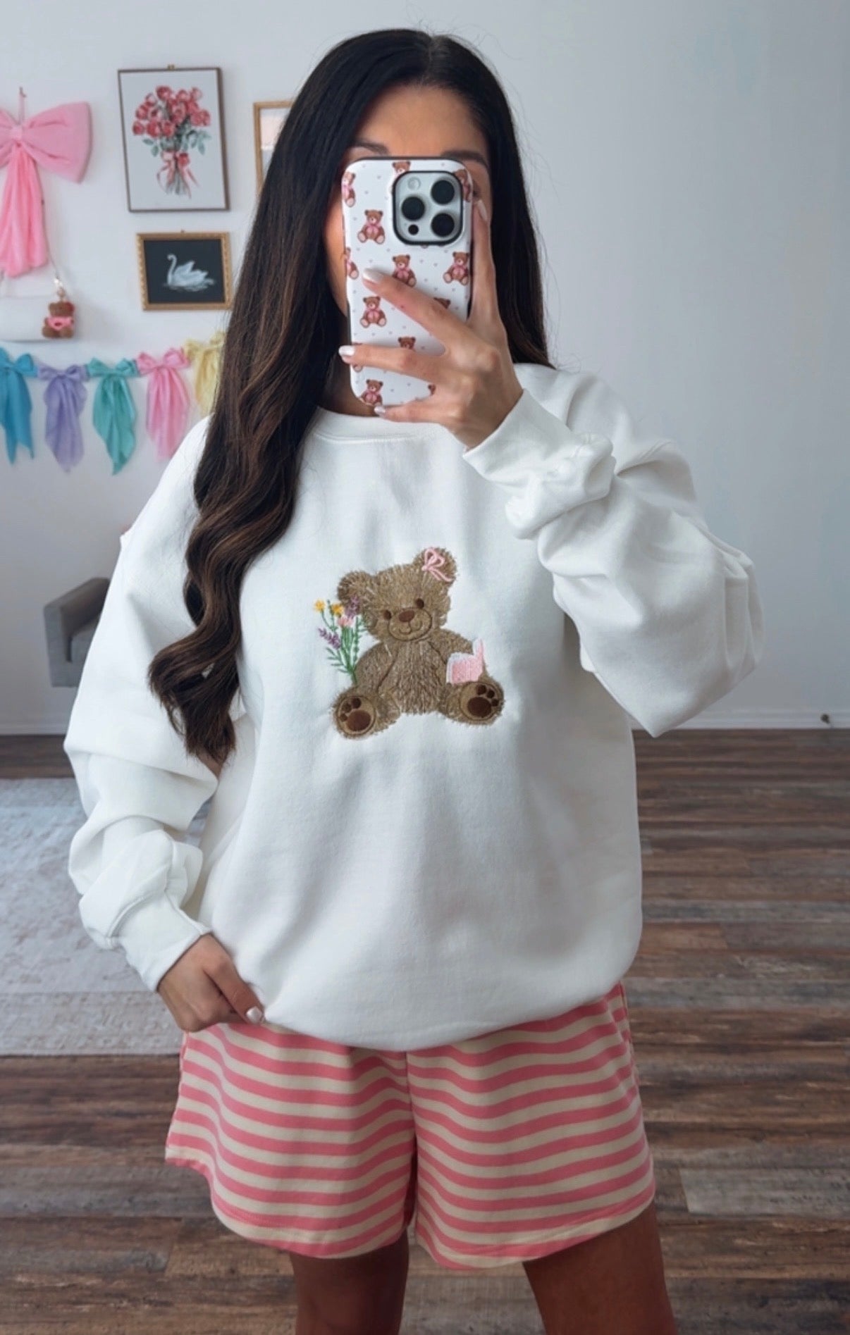 Spring Teddy Crewneck - White