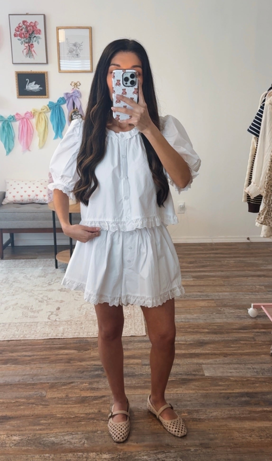 Pearl Dove Eyelet Set