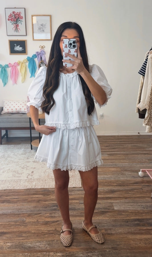 Pearl Dove Eyelet Set