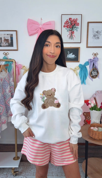 Spring Teddy Crewneck - White
