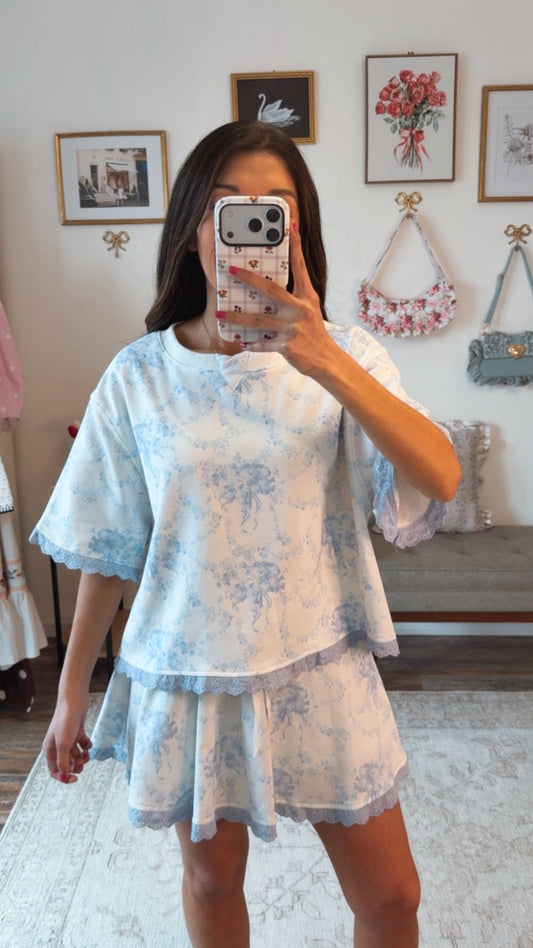 Blue Bouquet Lounge Set