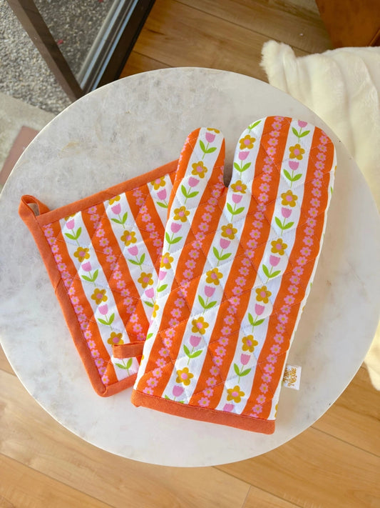 Oven Mitt + Pot Holder Set - Tulip Stripes