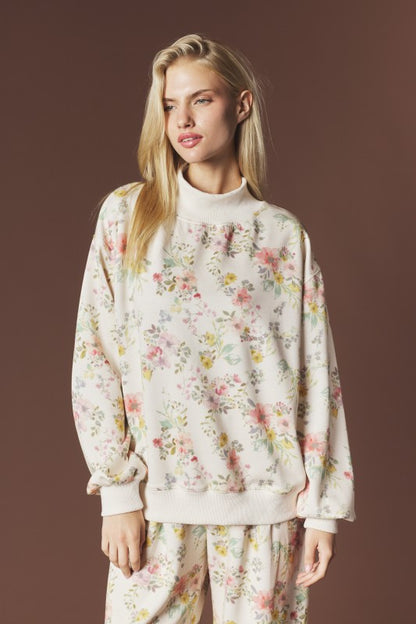 Fall in Full Bloom Lounge Set