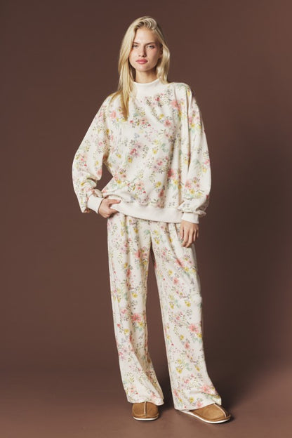 Fall in Full Bloom Lounge Set