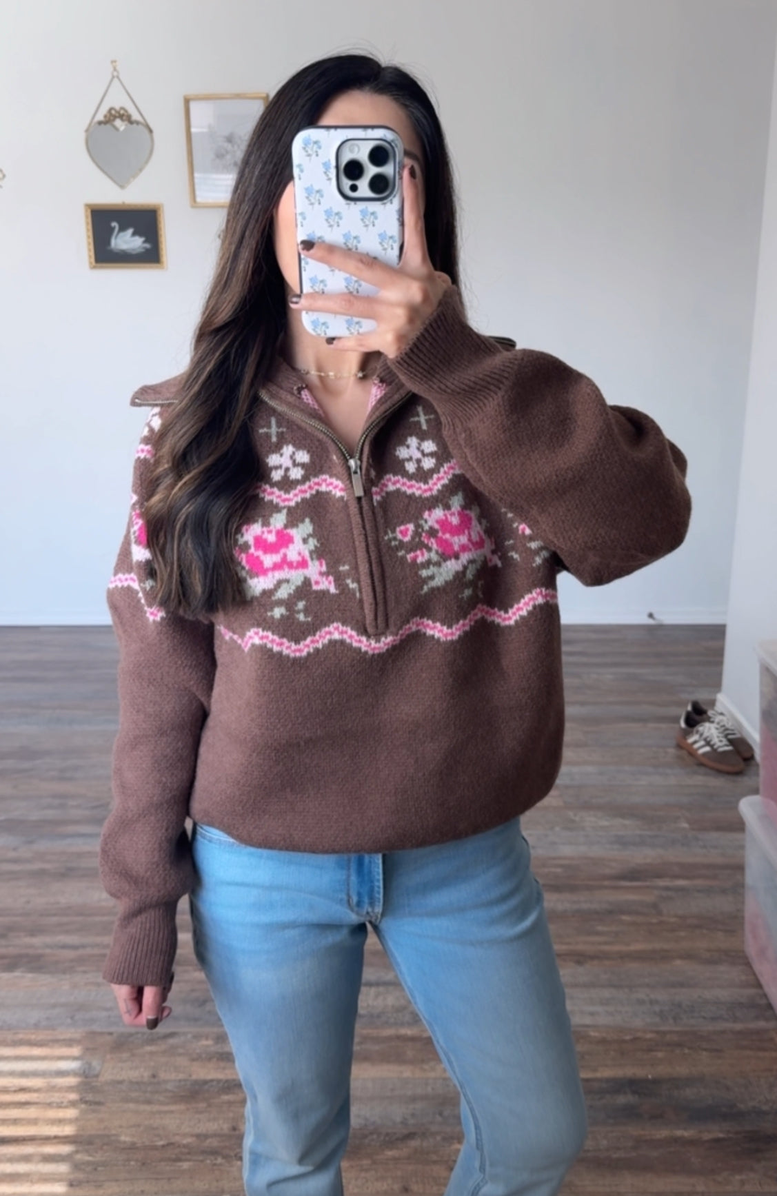 Vintage Rose Pullover Sweater / Chocolate