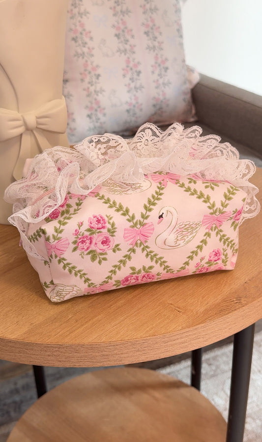 Swan Lace Keepsake Pouch